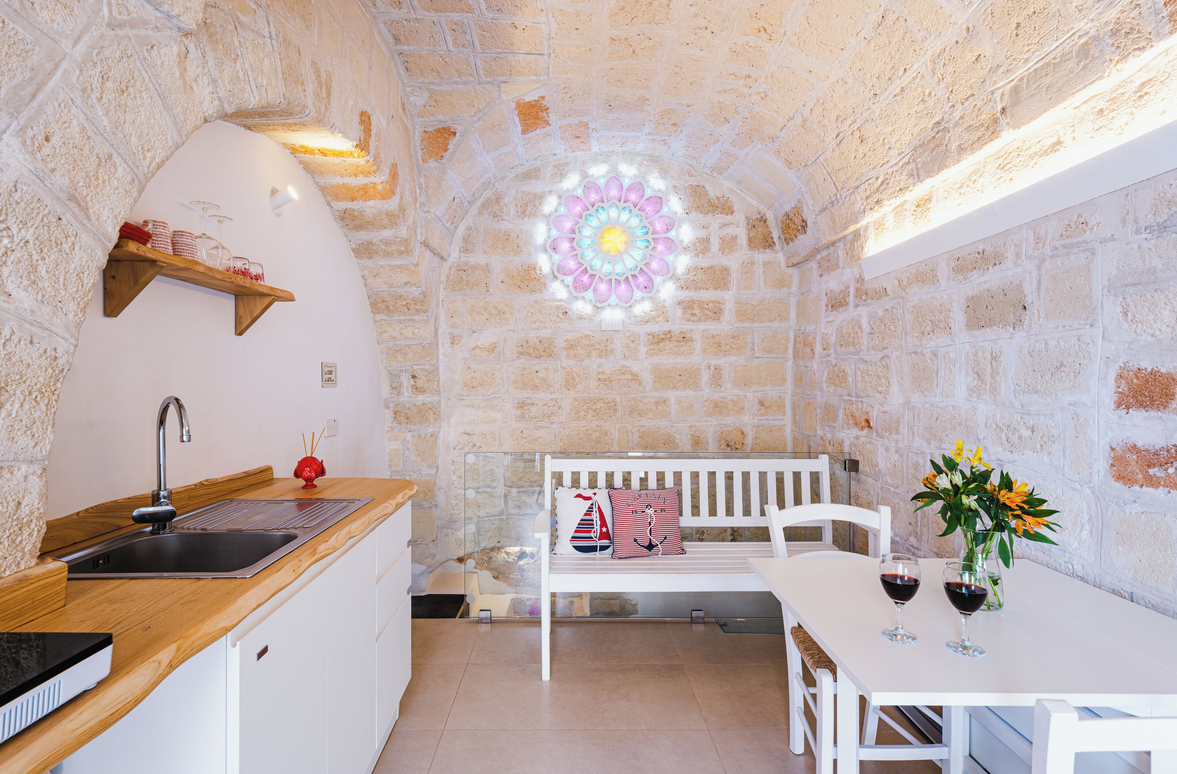 Romantische Maisonette, Meerblick | Eigene Küche | Kühlschrank, Mikrowelle, Hochstuhl, Kochgeschirr/Geschirr/Besteck