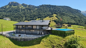 Exterior - Villa Tauris - Lake Lucerne - Private Spa & Natural Pool (Emmetten)