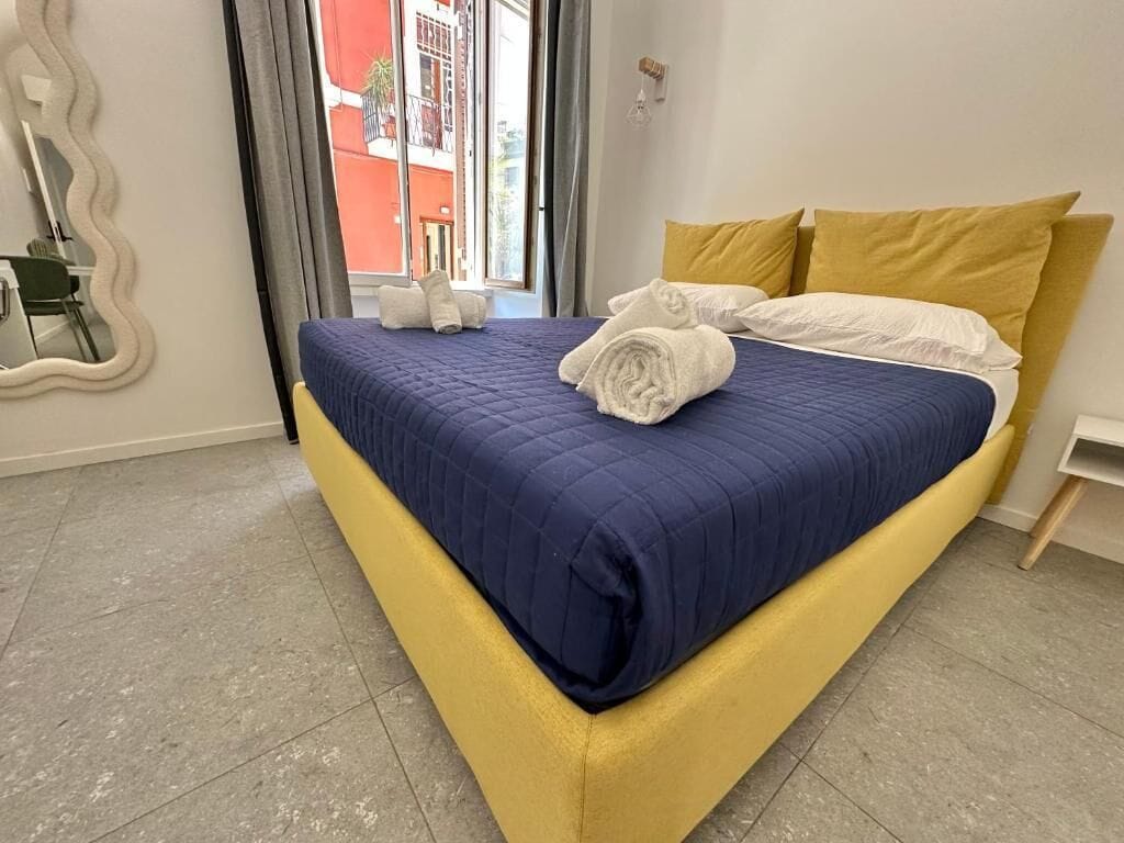 Camera con letto matrimoniale o 2 letti singoli | Tende oscuranti, Wi-Fi gratuito