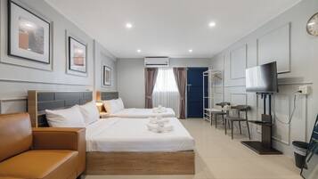 Bügeleisen/Bügelbrett, kostenloses WLAN