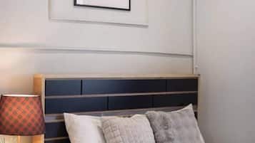 House | Iron/ironing board, free WiFi