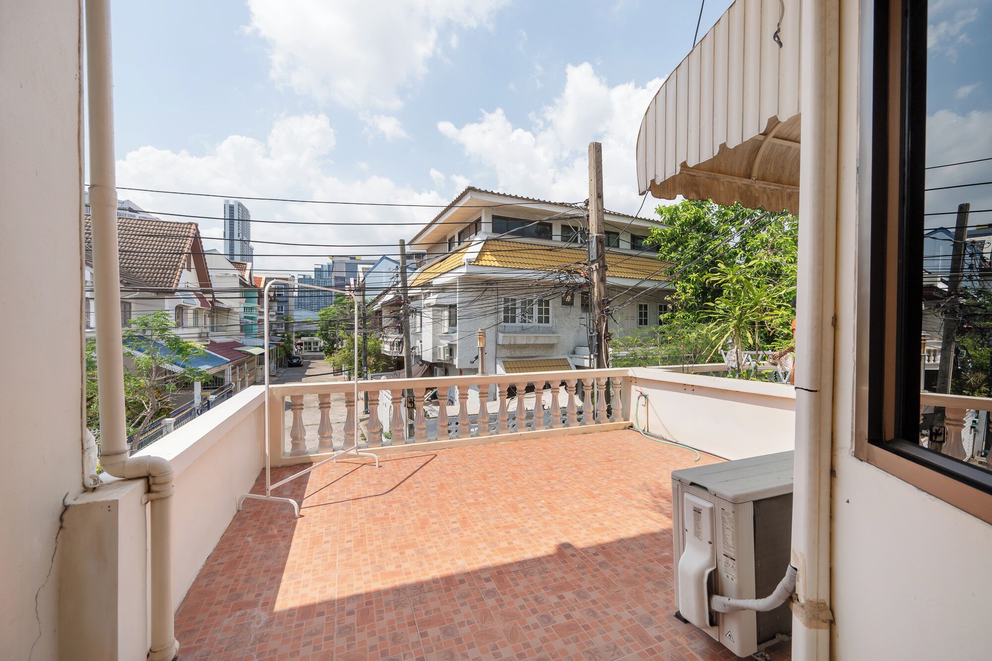 Rumah Keluarga | Teras/patio