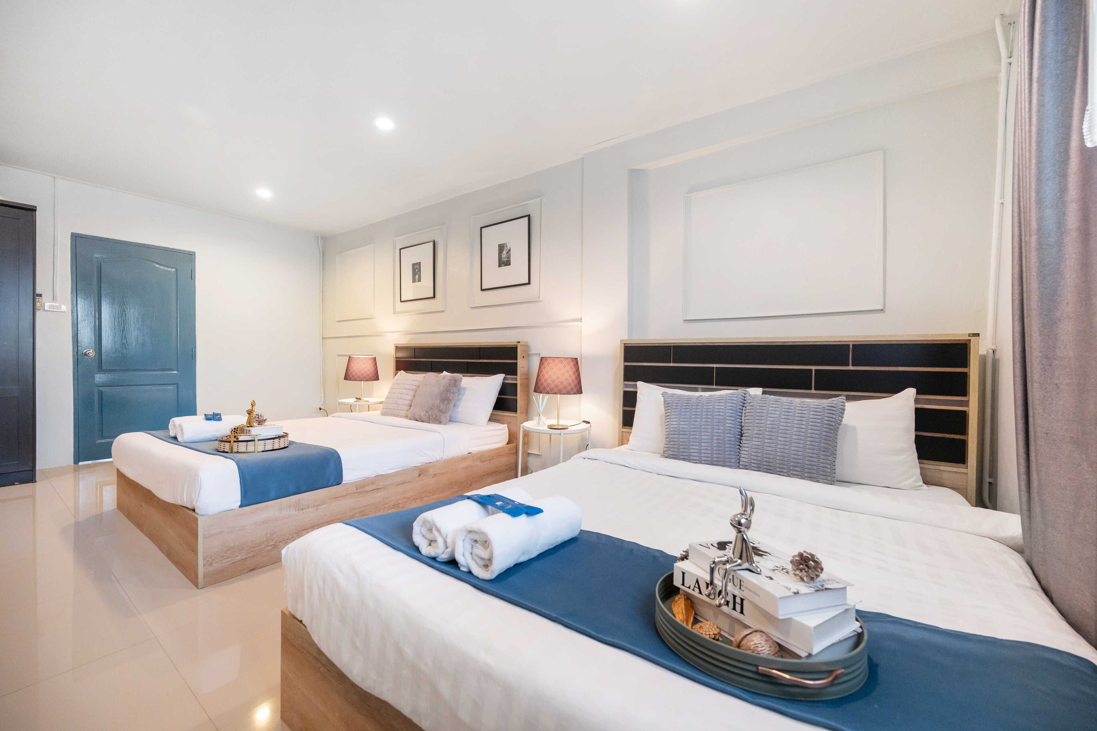 House | Iron/ironing board, free WiFi