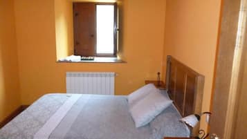 Apartment, 2 Bedrooms | Iron/ironing board, free WiFi