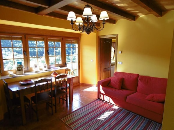 Apartment, Balcony, Garden View | Living area - Apartamentos Rurales Veredas (Santa Eulalia de Oscos)