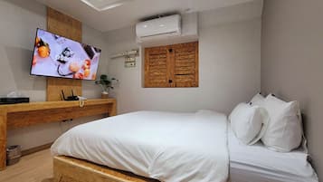 Family Double or Twin Room | Free WiFi