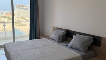 Appartement, 1 trĂšs grand lit, balcon