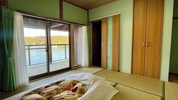Room, Beach View | In-room safe, desk, laptop workspace, blackout drapes