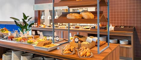 Gratis kontinental frukost varje dag