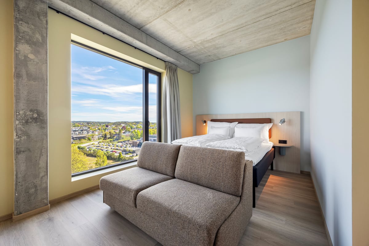 Family Room, 1 Double Bed with Sofa bed, Non Smoking