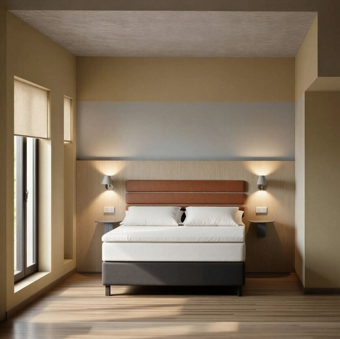 Une chambre à coucher avec un lit, deux lampes de chevet, une fenêtre et un plancher en bois.