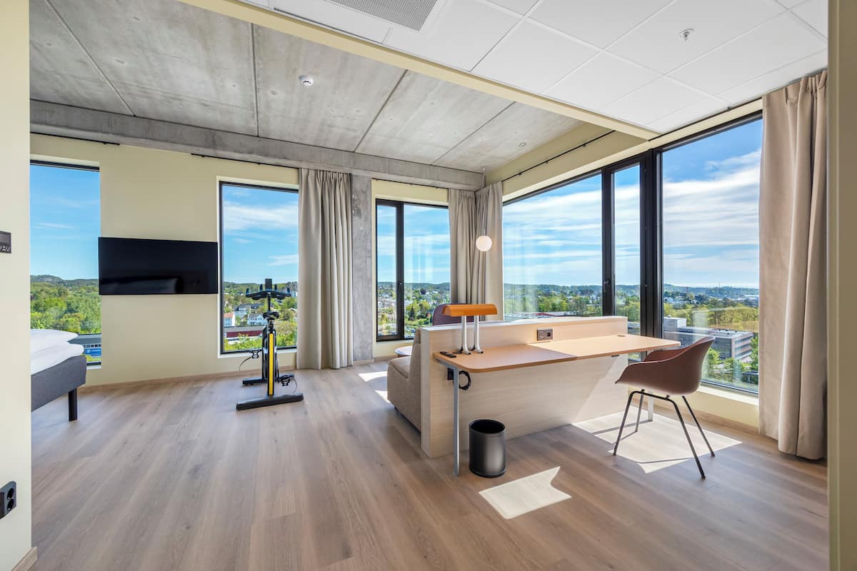 Junior Suite, Non Smoking (Upgrade)
