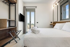 Iron/ironing board, WiFi, bed sheets - Luxury carob tree villa near Almyrida beach with private pool! (Gavalohori)