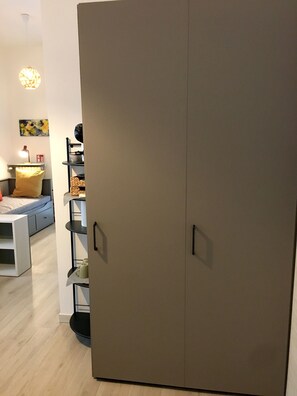 1 bedroom, iron/ironing board, free WiFi, bed sheets - Small apartment near the center of Verona (Verona)