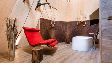 Suite Deluxe, vista giardino | Spa | 2 sale per trattamenti, massaggi