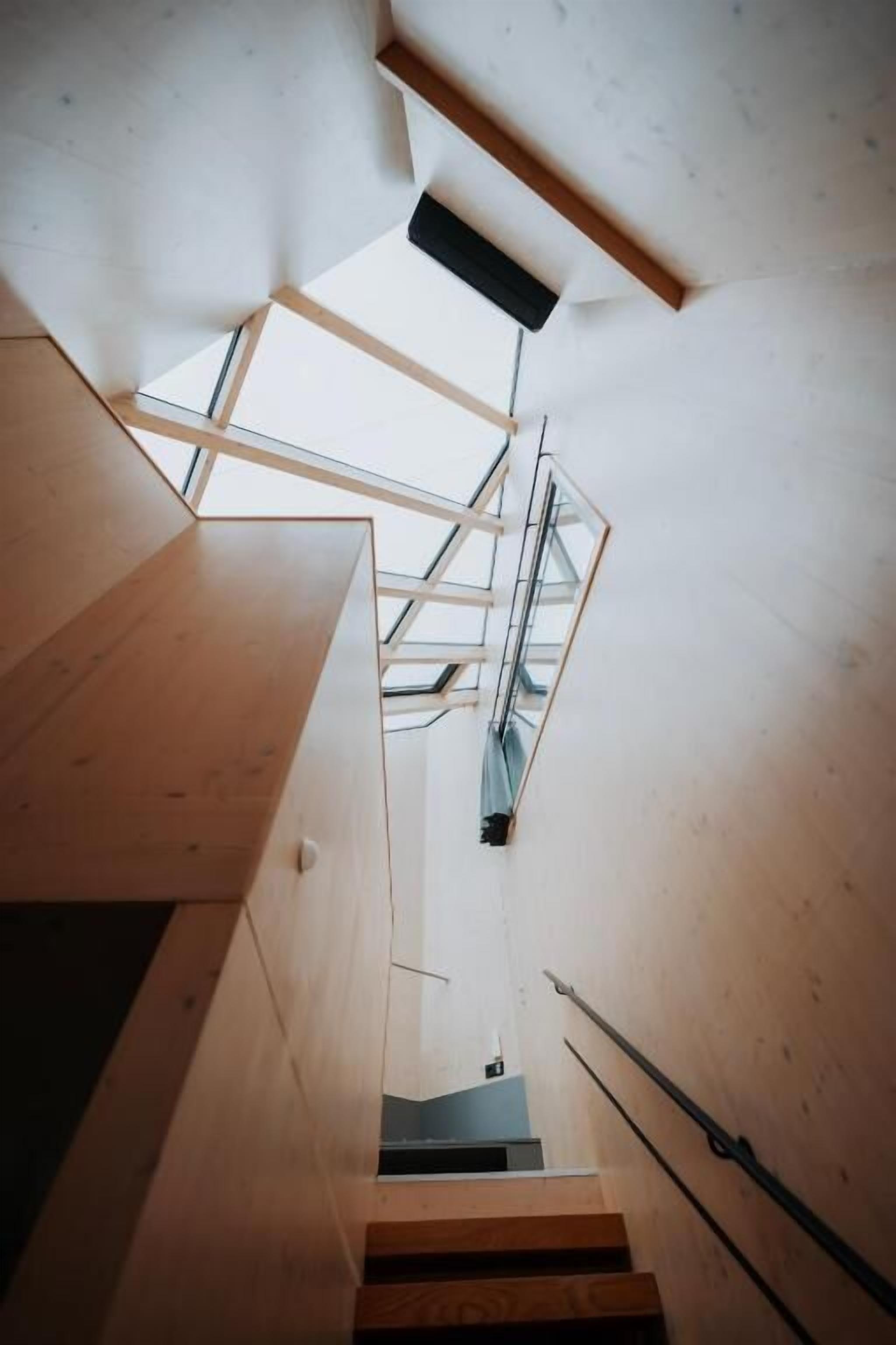 Chalet, näköala puutarhaan | Sisätilat