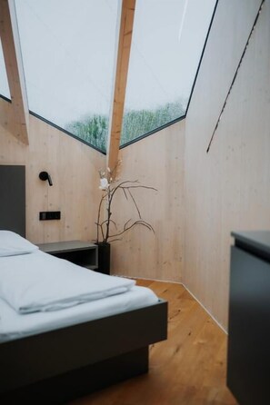 In-room safe, blackout curtains, free WiFi - Ikuna Naturresort (Natternbach)