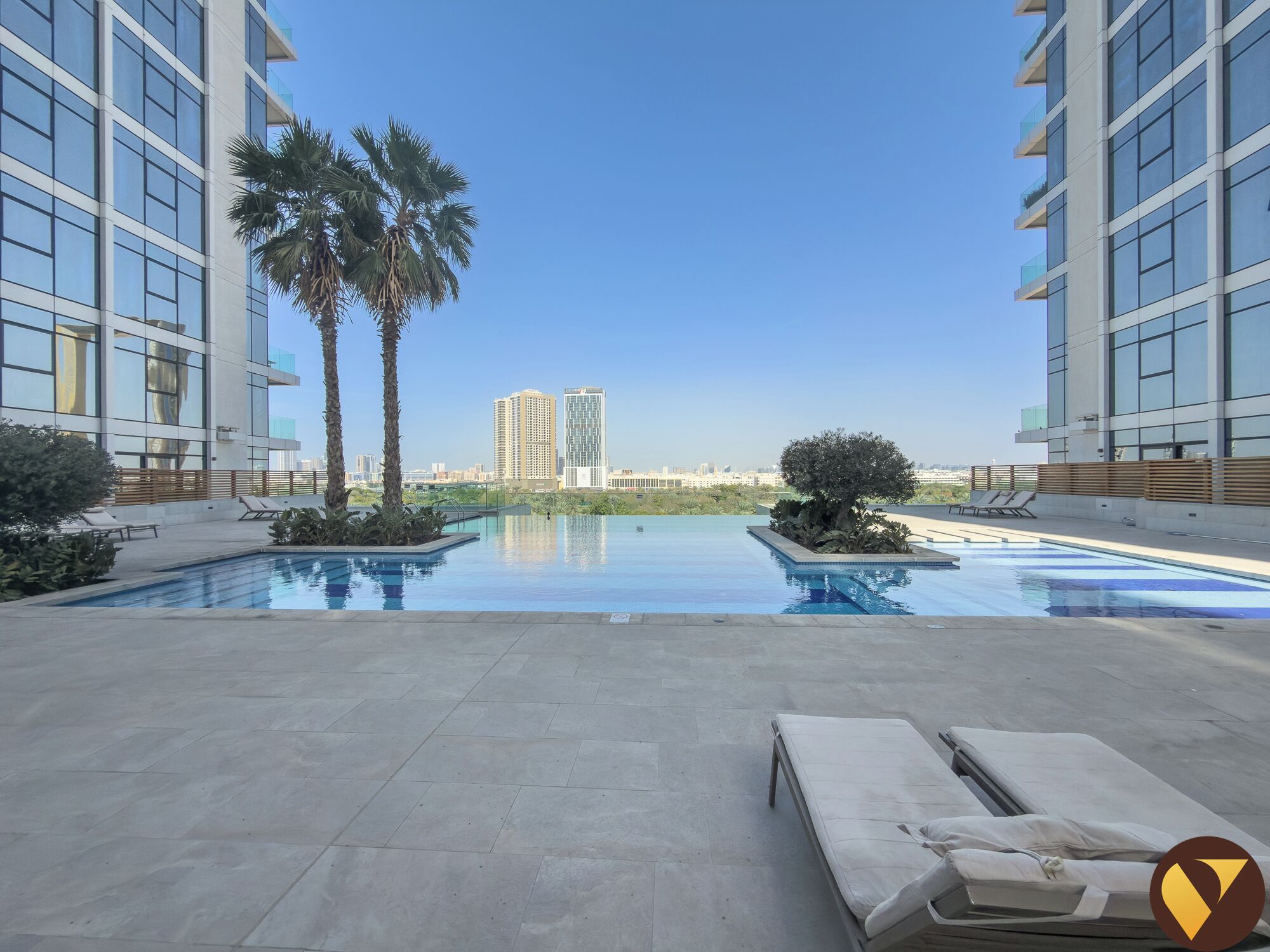 Luxury Apartment, Balcony, City View | Pool