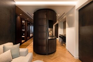 Interior - Bullet Athens (Athina)