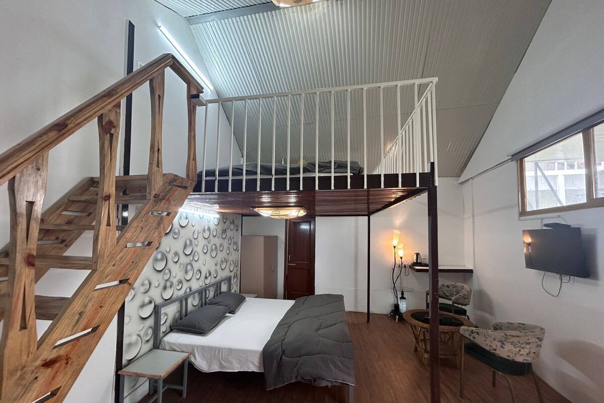 Family Quadruple Room, Patio, Mountain View