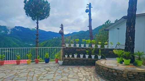 The Chail Heights Hotel & Resort