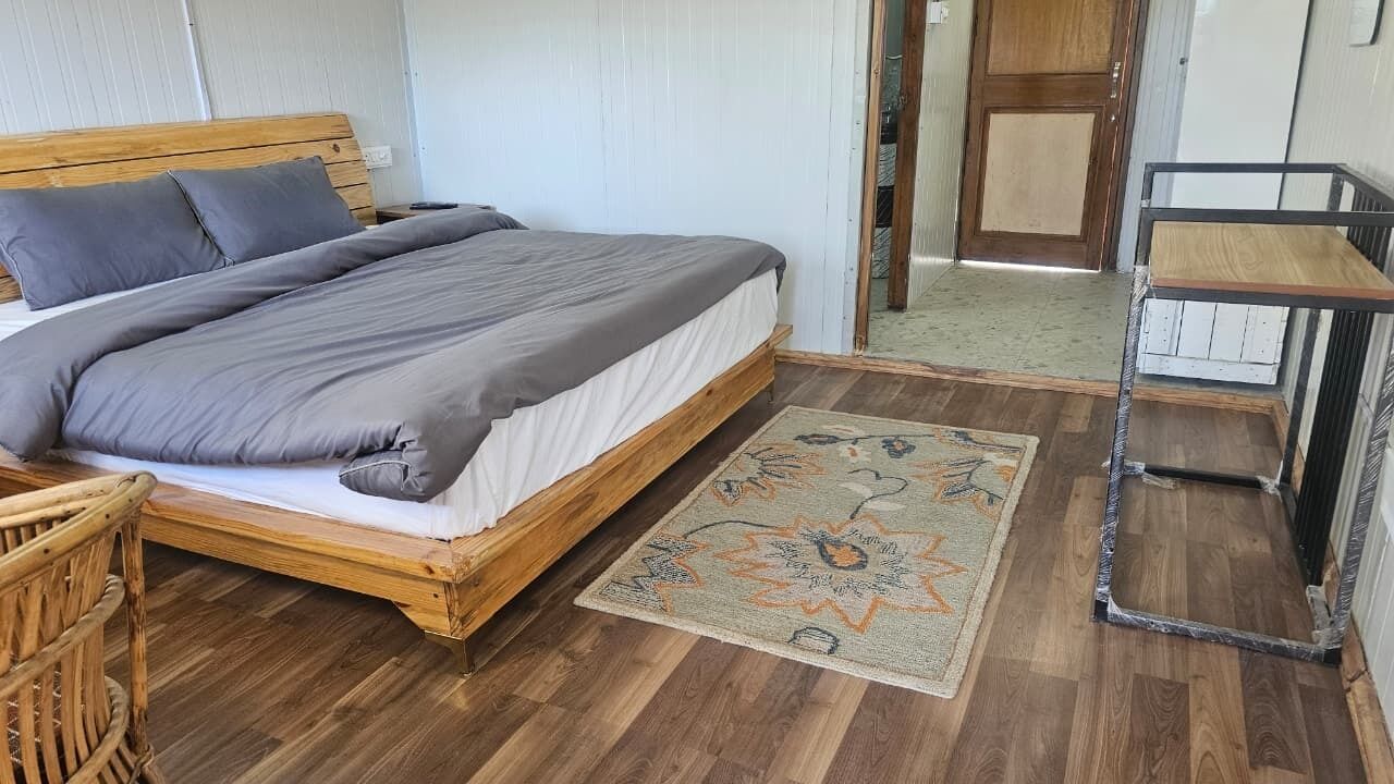 Deluxe Double Room, Patio, Mountain View