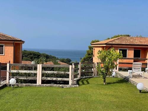 Villa with garden in Belvedere Marittimo