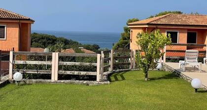 Villa with garden in Belvedere Marittimo