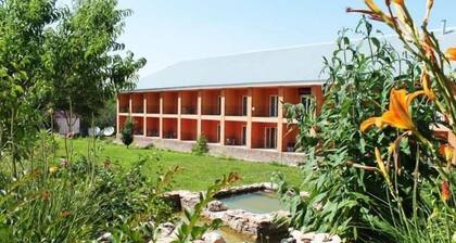 AVENUE PARK HOTEL
