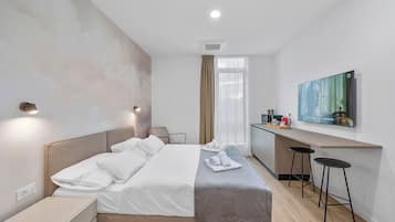 Classic Double Room, City View