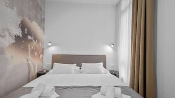 Standard Studio Suite | In-room safe, iron/ironing board, free WiFi