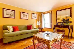 Living area - Ground Floor in San Marco District (Venezia)