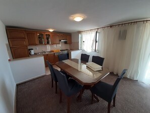 Dining - Two Bedroom Apartment with Balcony (Vinišće)