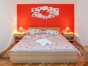 1 bedroom, WiFi, bed sheets - One Bedroom Apartment with Balcony (Vinišće)
