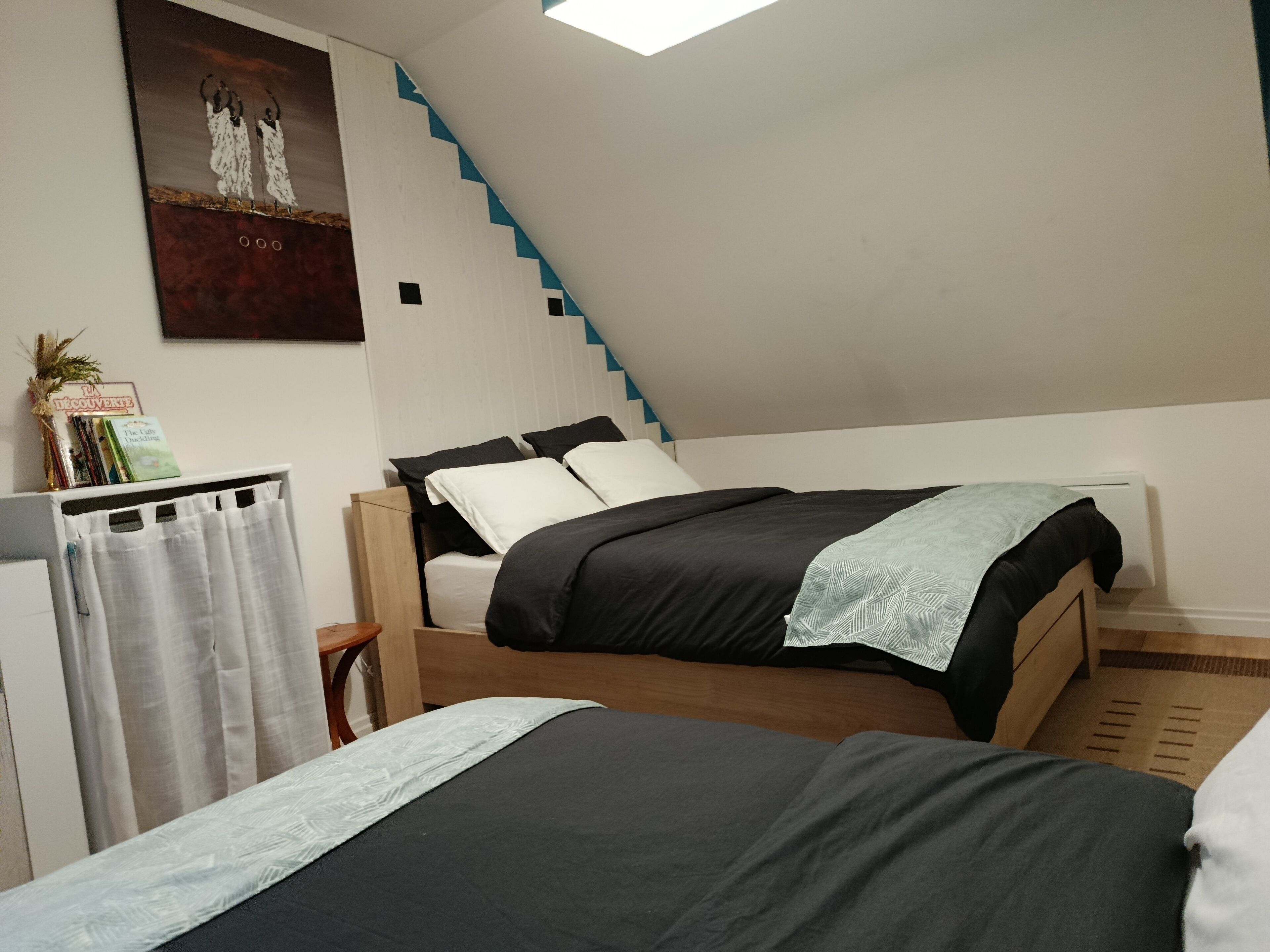 2 slaapkamers, een strijkplank/strijkijzer, wifi, beddengoed