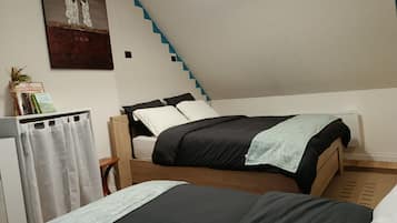 2 slaapkamers, een strijkplank/strijkijzer, wifi, beddengoed