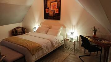 2 chambres, fer et planche Ă repasser, Wi-Fi, draps fournis