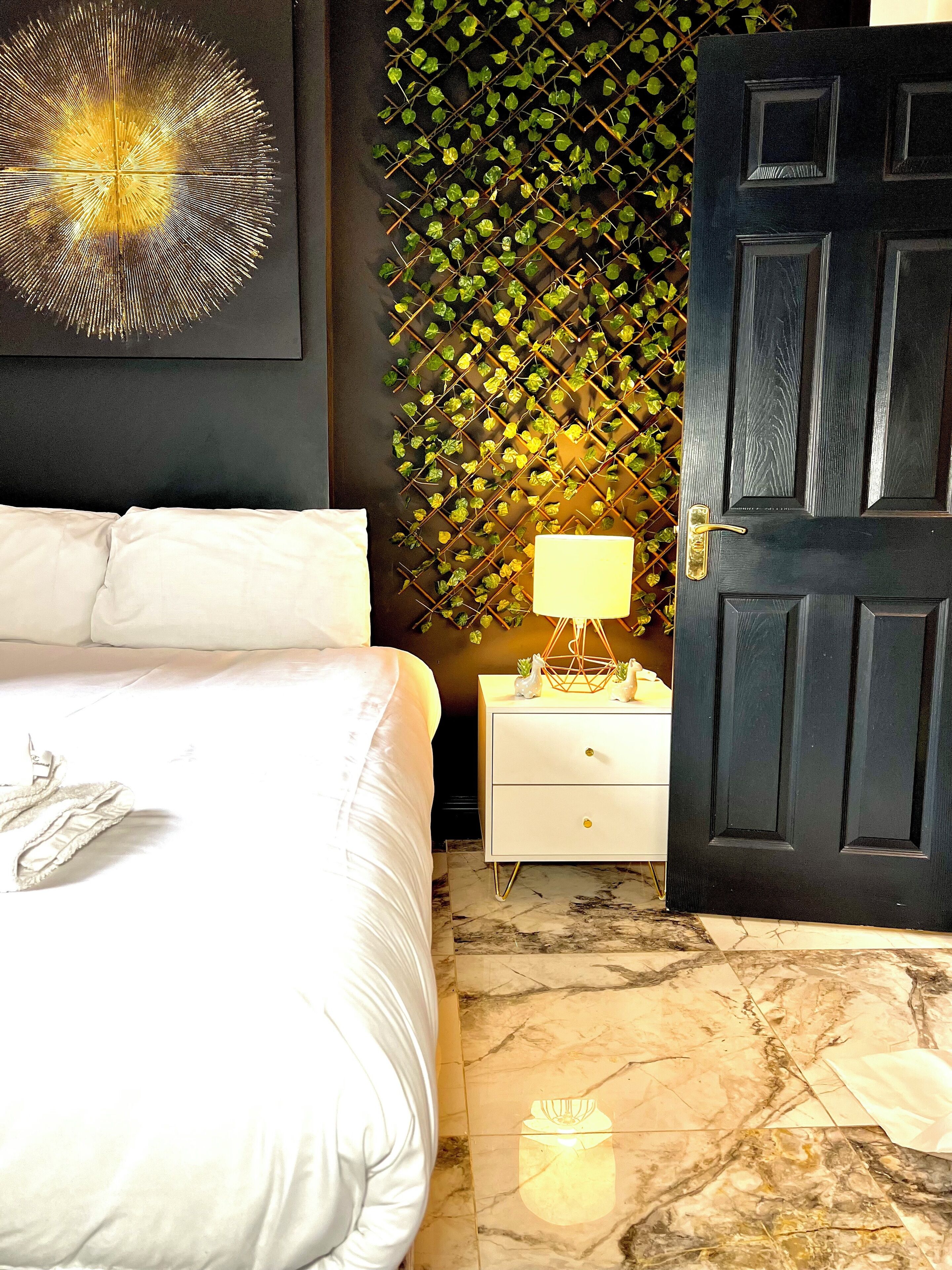 クラシック ルーム 禁煙 専用バスルーム | デスク、ノートパソコン用作業スペース、遮光カーテン、アイロン / アイロン台