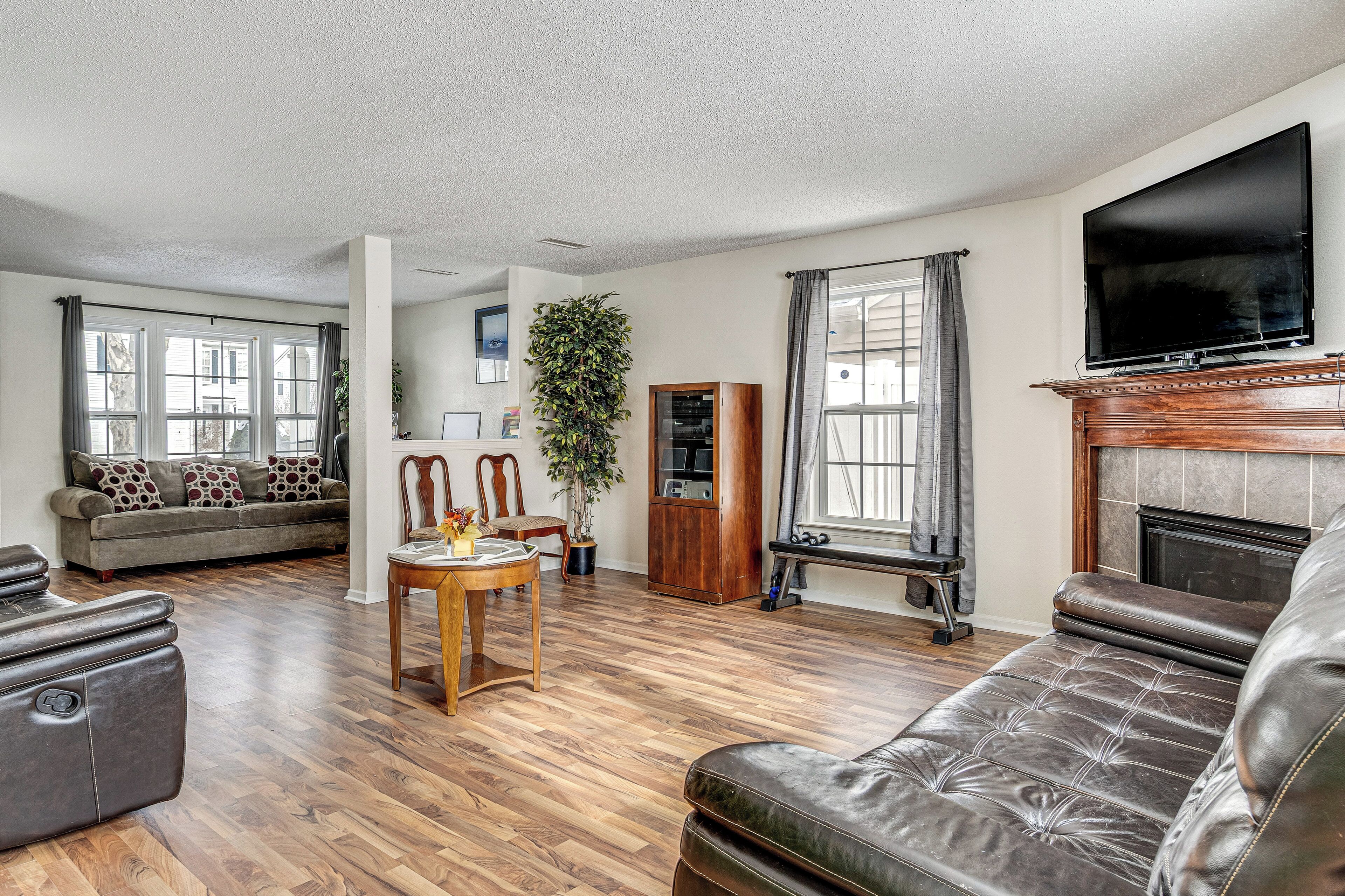 House (4 Bedrooms) | Front of property