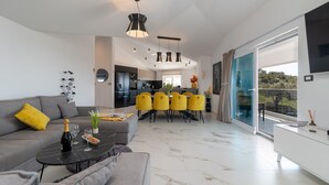 Immagine non classificata, 2 di 46, pulsante