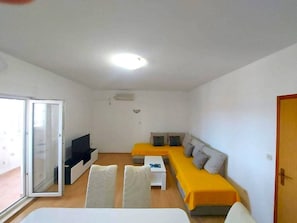 Living area - Two Bedroom Apartment (Okrug Gornji)