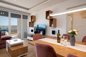Dining - Modern Two Bedroom Apartment (Trogir)