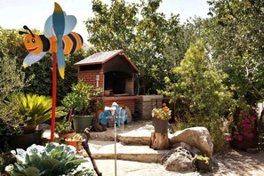 Property grounds - Two Bedroom Apartment (Kaštel Štafilić)