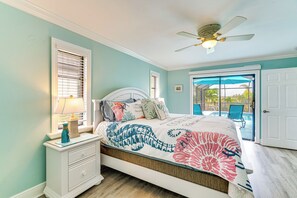 House (3 Bedrooms) | Interior - Family Fun in Cape Coral! Colorful Home w/ Dock (Cape Coral)