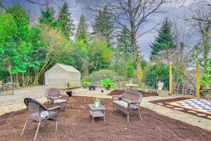 House (3 Bedrooms) | Interior - Peace & Serenity in Gresham! Sleek Home w/ Yard (Gresham)