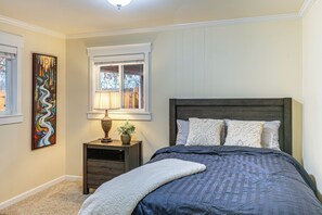 House (2 Bedrooms) | Interior - 3 Mi to Coeur D'alene Lake! Cozy Mtn-town Getaway (Coeur d'Alene)