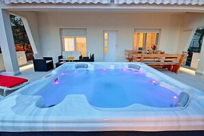 Terrace/patio - Two Bedroom Apartment (Seget Vranjica)