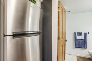 Interior - Work & Play in Walkable Midtown Coeur D'alene! (Coeur d'Alene)