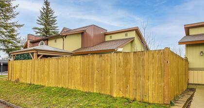 Work & Play in Walkable Midtown Coeur D'alene!