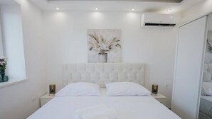 Room - Two Bedroom Villa with Pool (Vinišće)